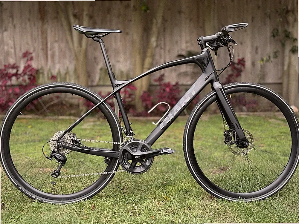 2016 Giant FastRoad CoMax 1 Carbon Road Bike M/L Shimano 105 Hydraulic Disc